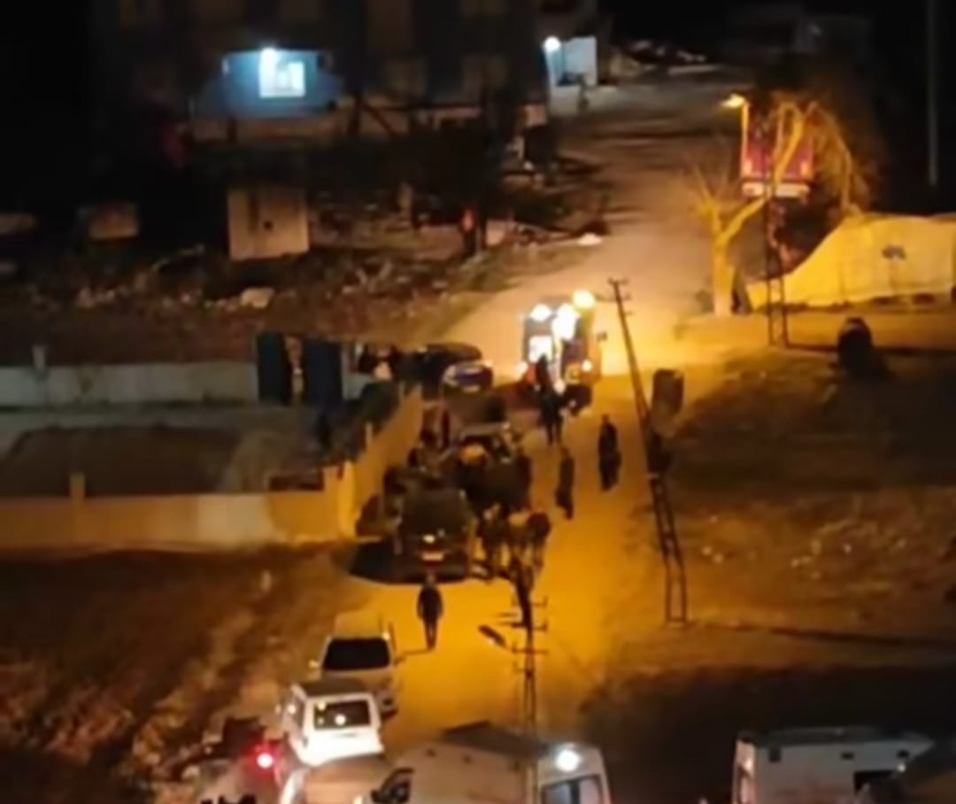 Kızıltepe’de silahlı kavga 3 yaralı