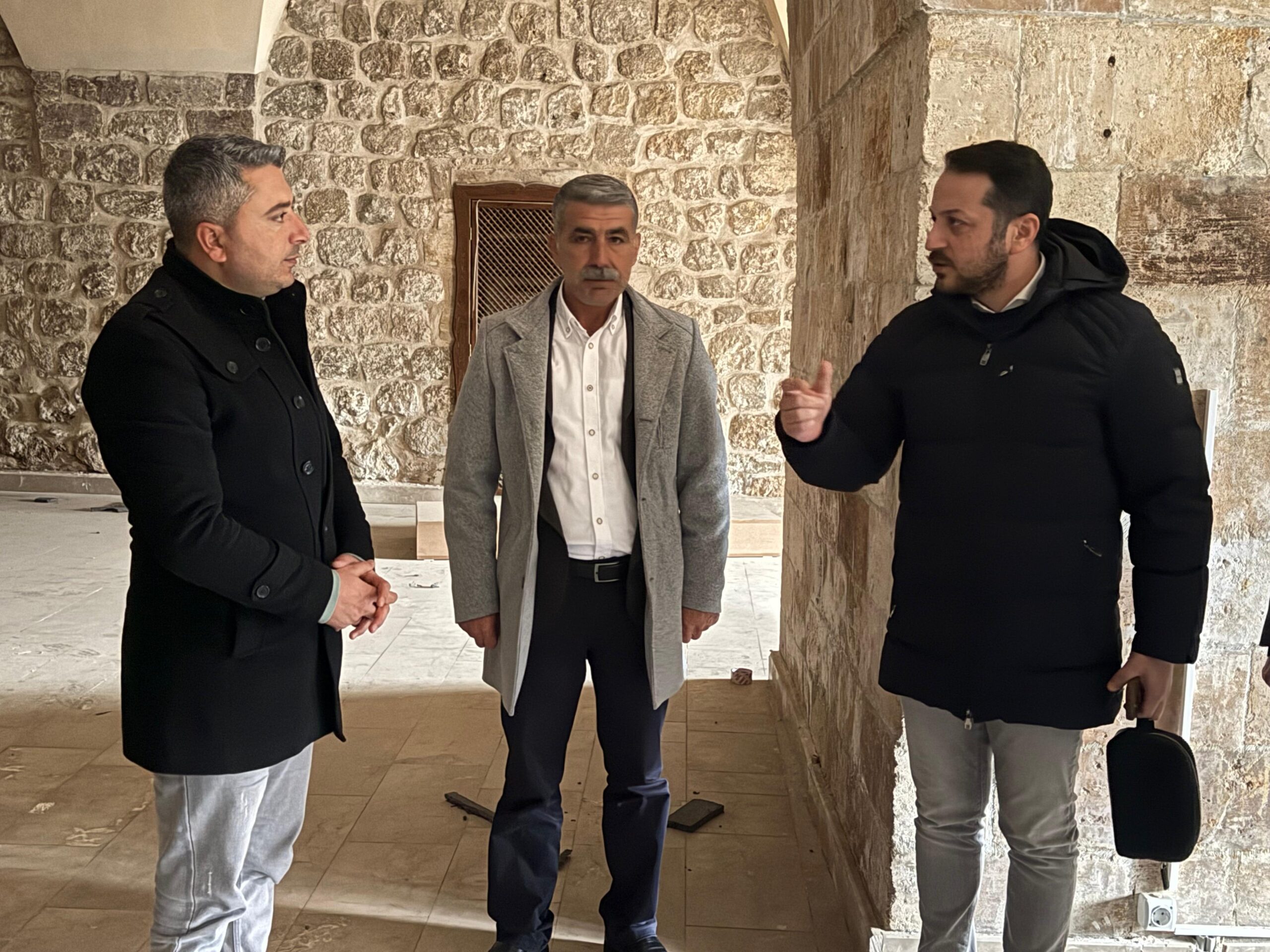 Amak Peşkeş Çekilen Tarihi Binaları Geri Aldı