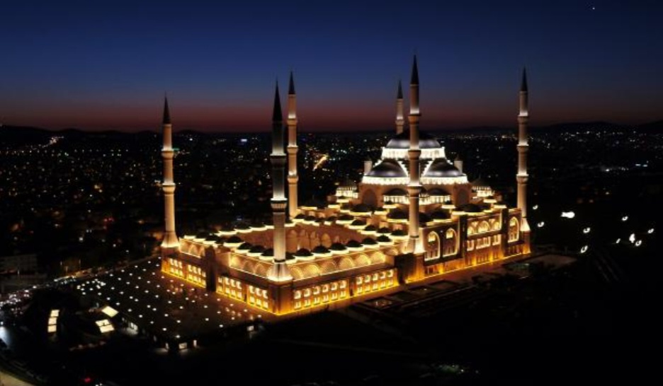 Bin aydan daha hayırlı” Kadir Gecesi bugün idrak edilecek