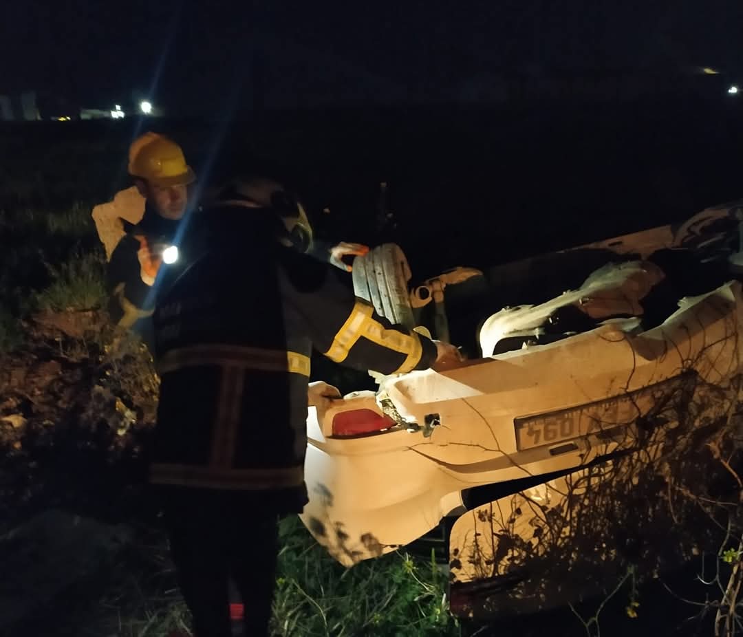 Kontrolden çıkan otomobil tarlaya uçtu