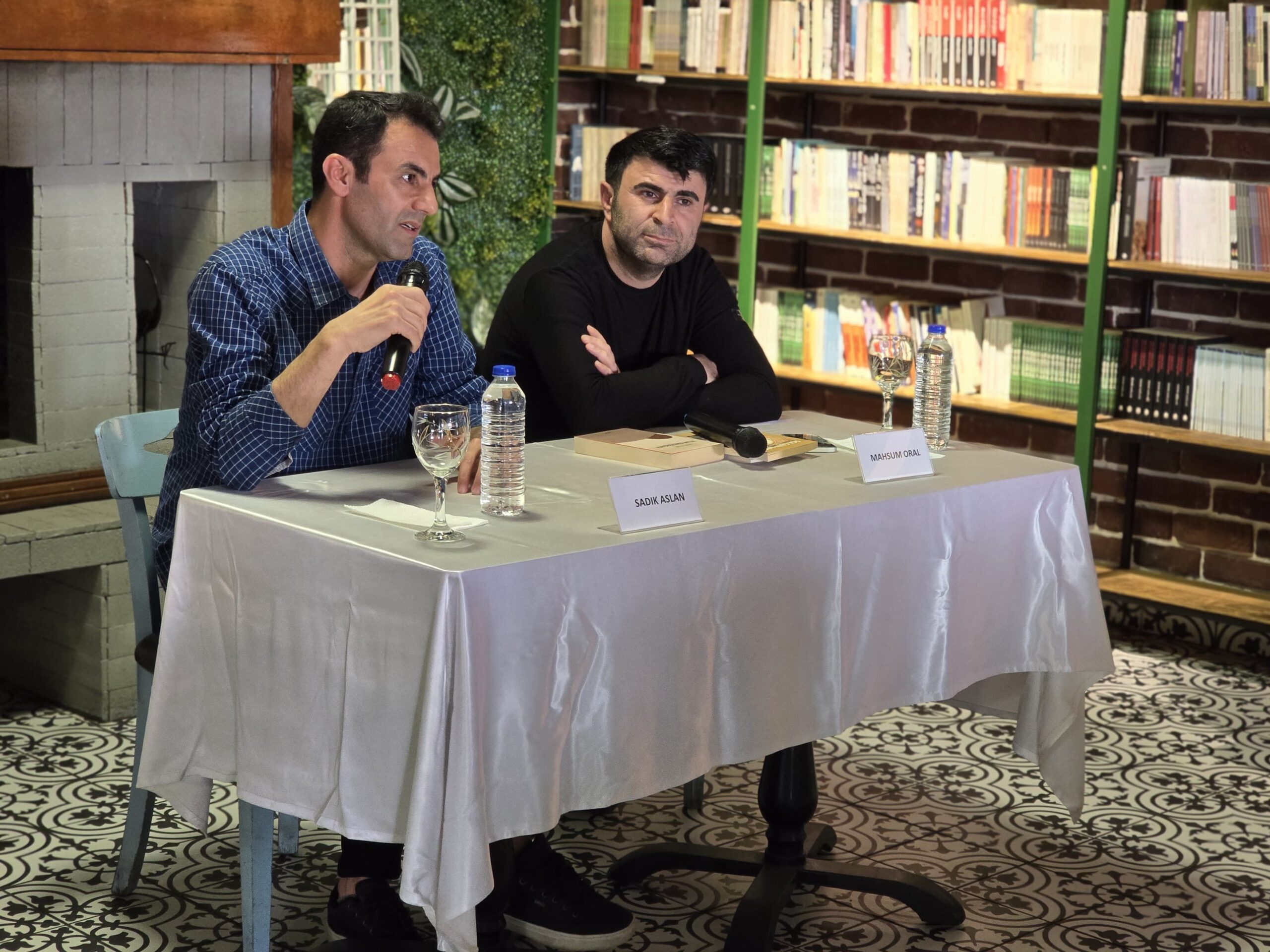 Yazar Sadık Aslan Kızıltepe’de Okuyucularıyla Buluştu