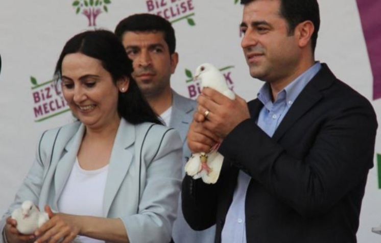 Selahattin Demirtaş ve Kobani davasından yargılananların tahliye talebi reddedildi