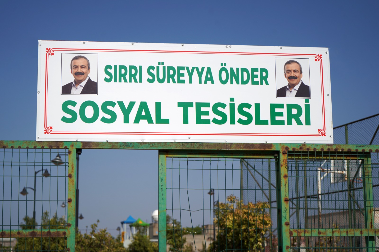 Dargeçit Belediyesi, Bir Parka Sırrı Süreyya Önder’in İsmini Verdi