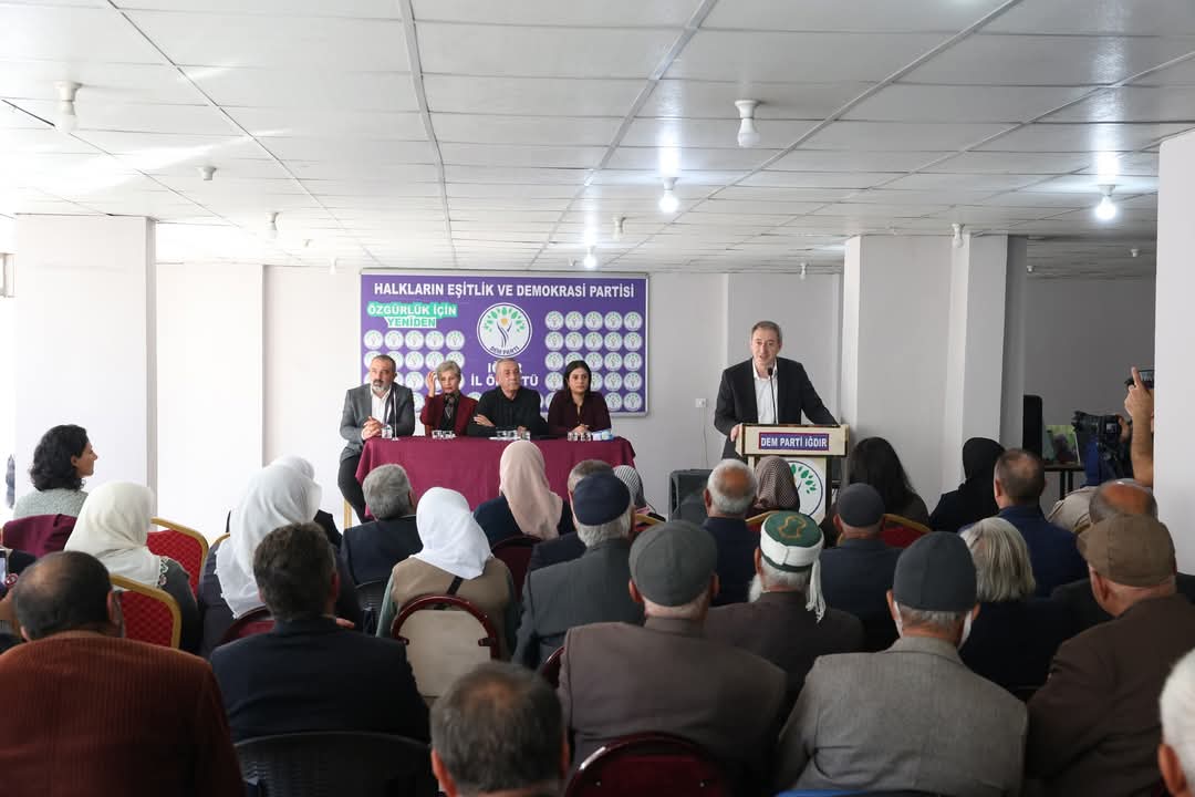 Bakırhan Iğdır’da Parti Emektarı Ailelerle Buluştu