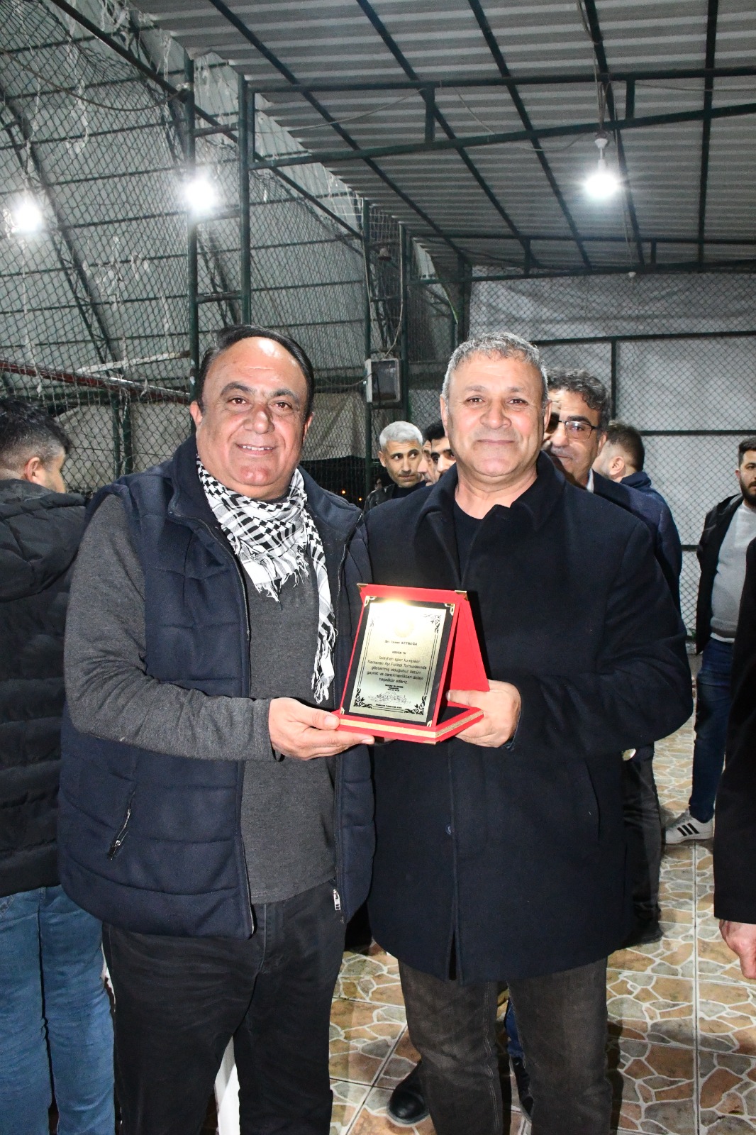 Kızıltepe’de Yılın Başarı Plaketi Koser TV ve Koser Haber’e Verildi