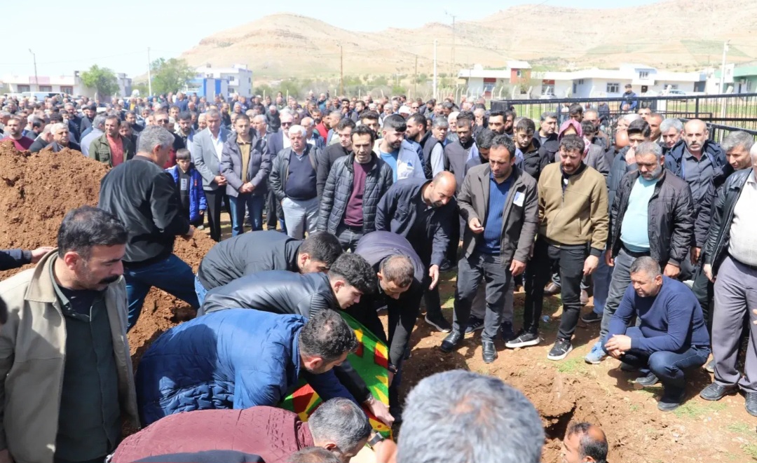 Beşiri Cezaevi’nde Hayatını Kaybeden Mehmet Çeviren Mardin’de Defnedildi