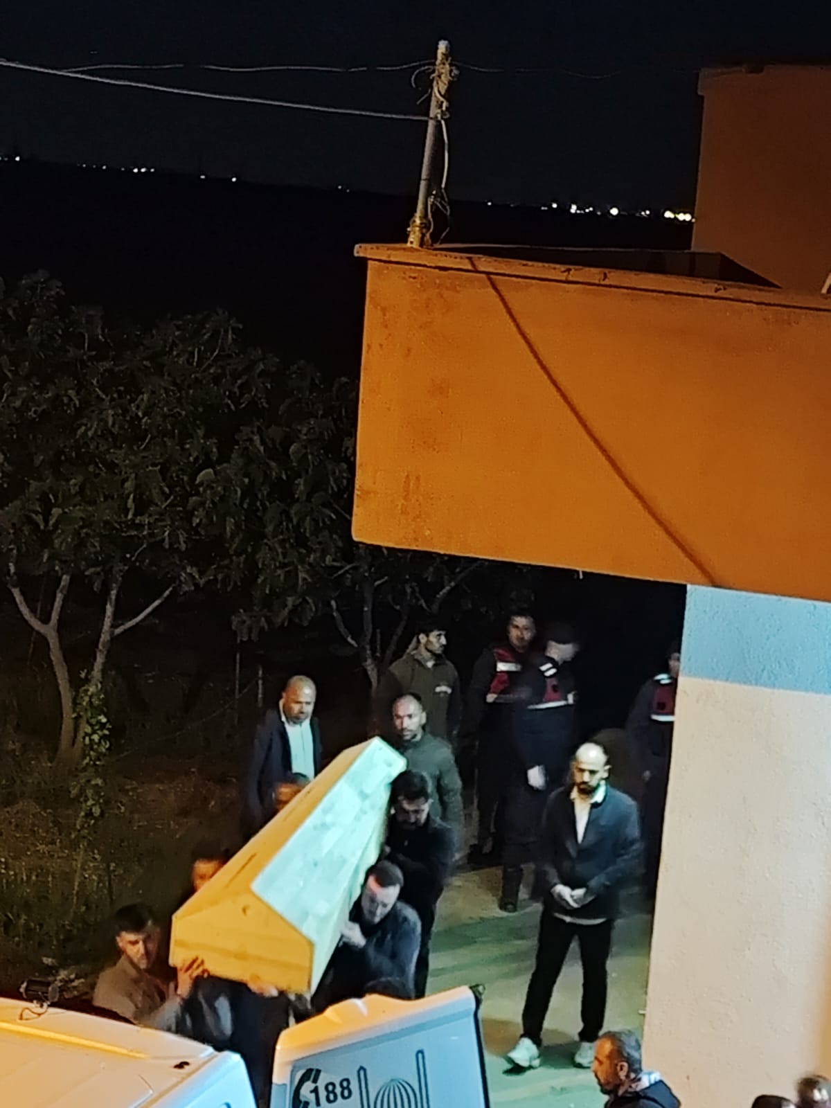 Mardin’de 3 Çocuk Annesi Kadın Evinde Ölü Bulundu