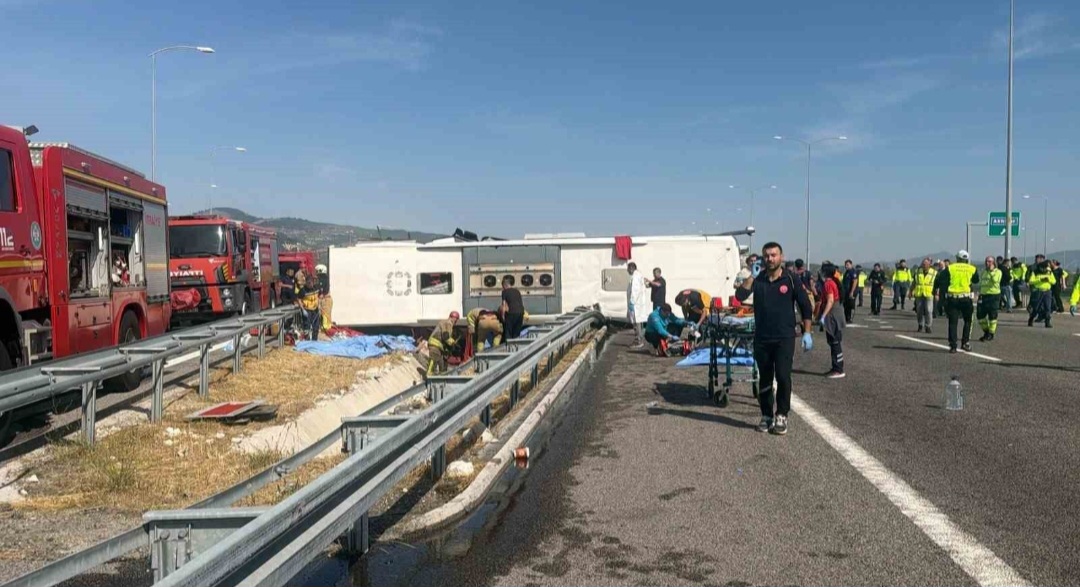 Manisa’da Feci Kaza: 11 Kişi Hayatını Kaybetti, 26 Kişi Yaralandı